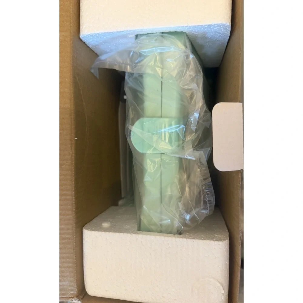 Bakers Friend Donut Maker BF-DM01 Mint Green 12 Count Non-Stick 1200W NEW